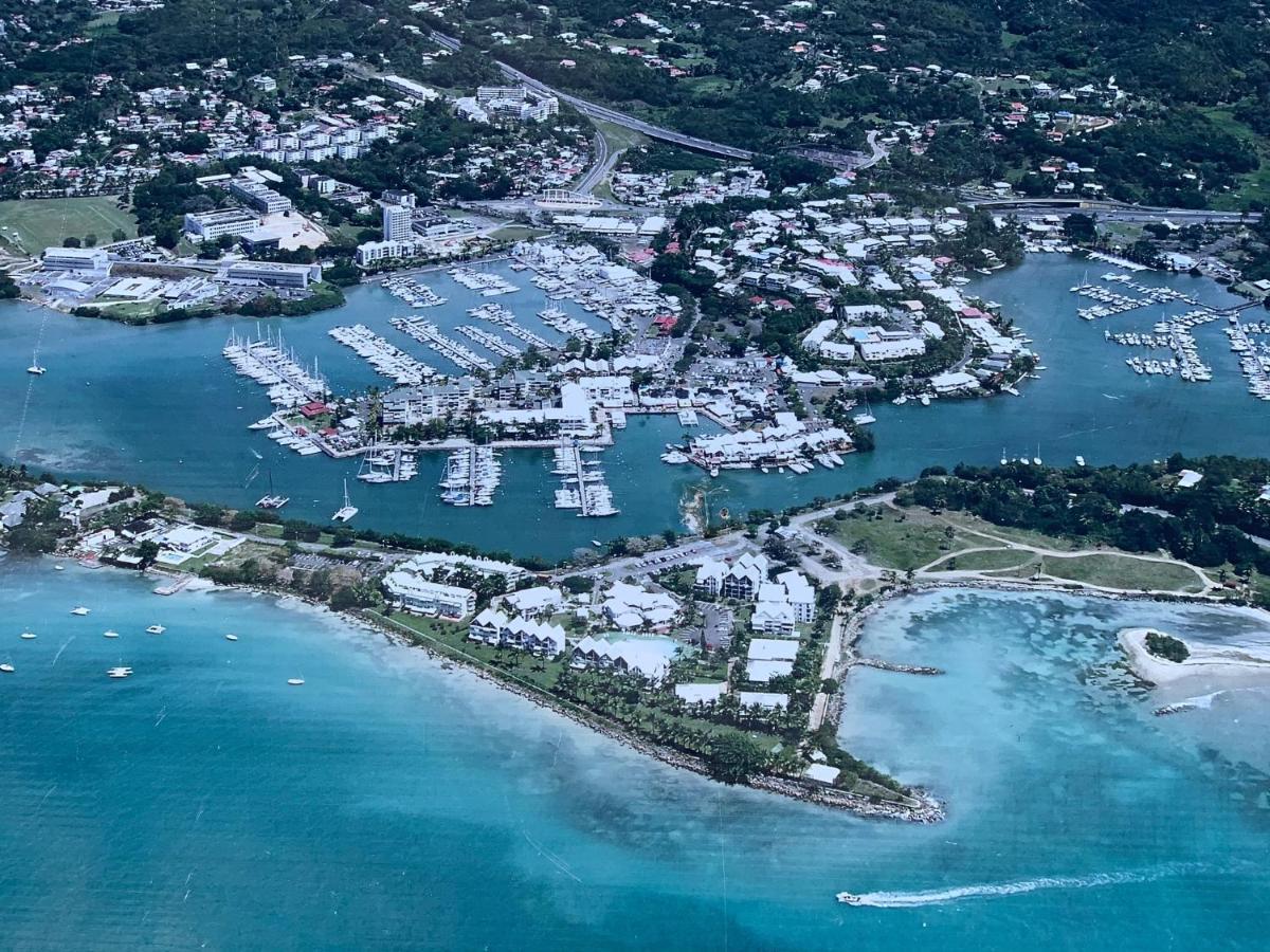 Jolie petite Villa sur une presqu’île Le Gosier  Extérieur photo