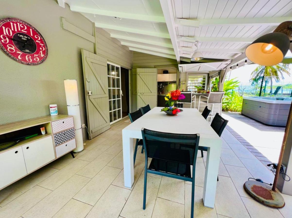 Jolie petite Villa sur une presqu’île Le Gosier  Extérieur photo