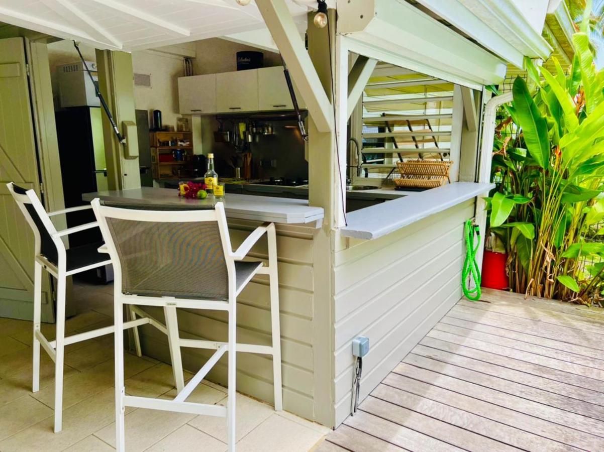 Jolie petite Villa sur une presqu’île Le Gosier  Extérieur photo