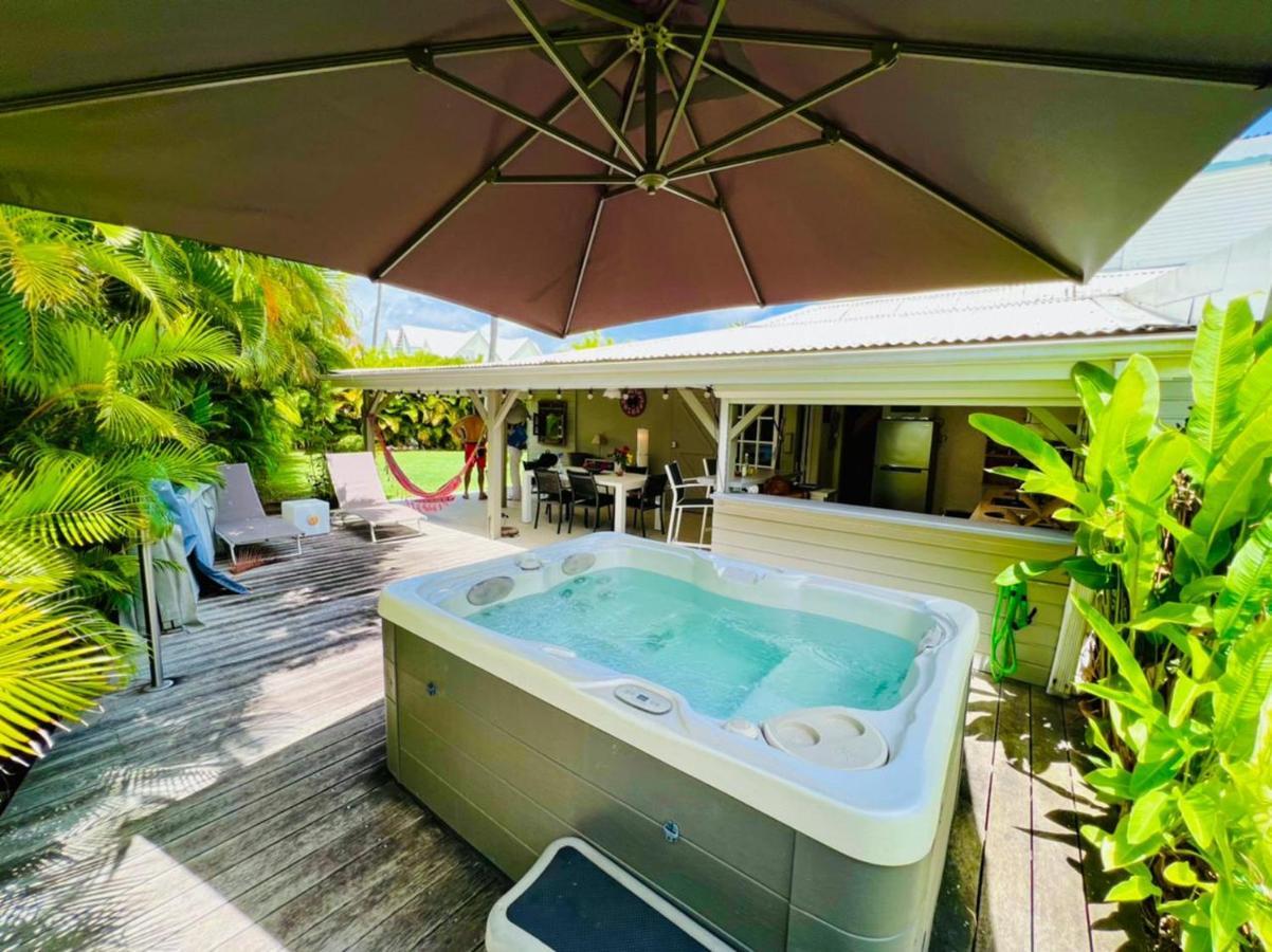 Jolie petite Villa sur une presqu’île Le Gosier  Extérieur photo