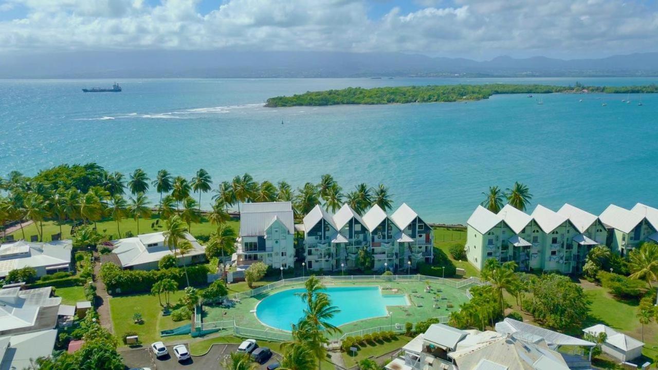 Jolie petite Villa sur une presqu’île Le Gosier  Extérieur photo