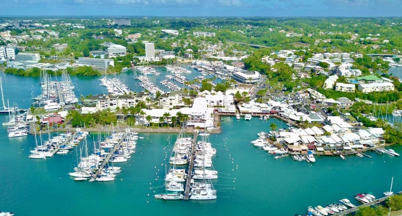 Jolie petite Villa sur une presqu’île Le Gosier  Extérieur photo