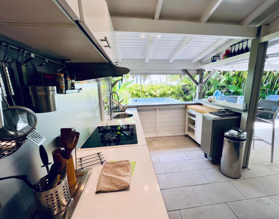 Jolie petite Villa sur une presqu’île Le Gosier  Extérieur photo